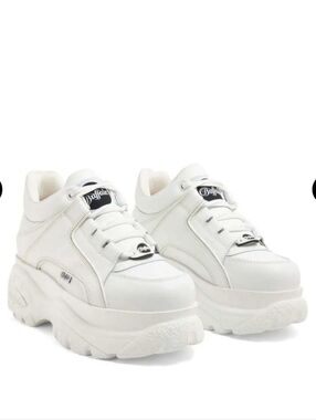 Buffalo London Platform Classic Low Leather Shaft Height Sneaker Sz 10